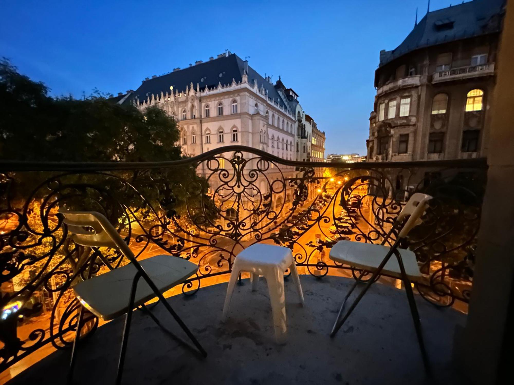 Chain Bridge Apartment Budapest Exterior foto