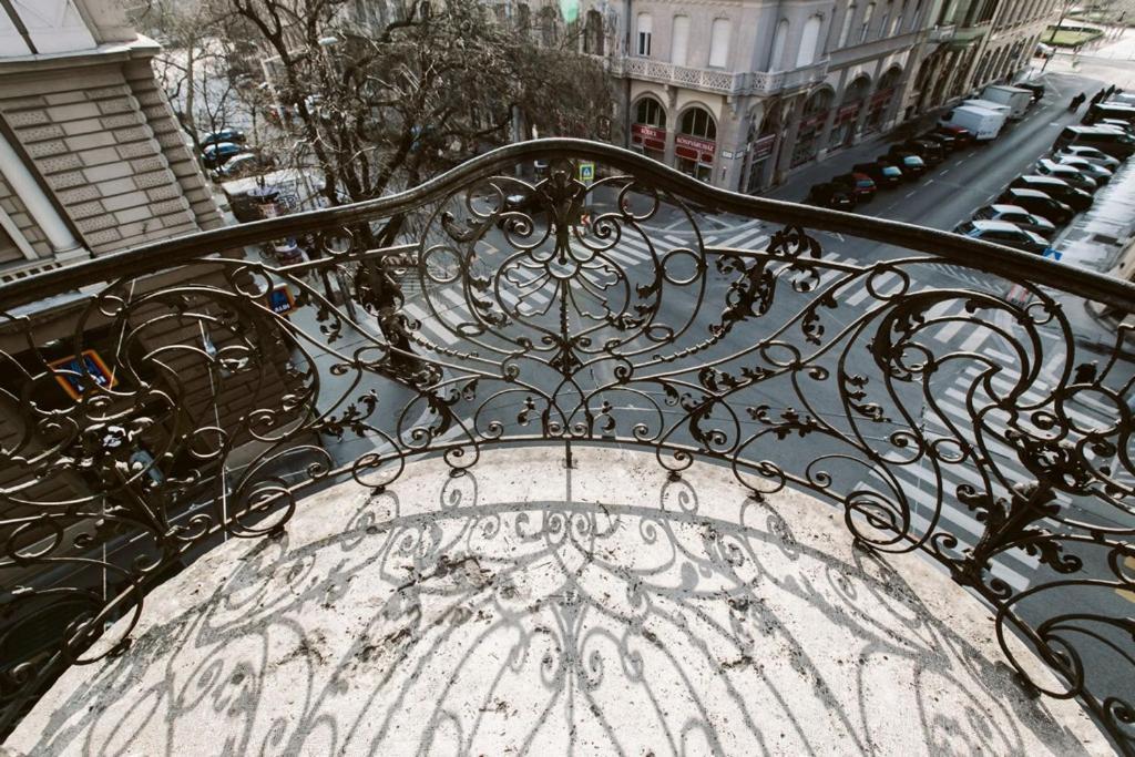 Chain Bridge Apartment Budapest Exterior foto