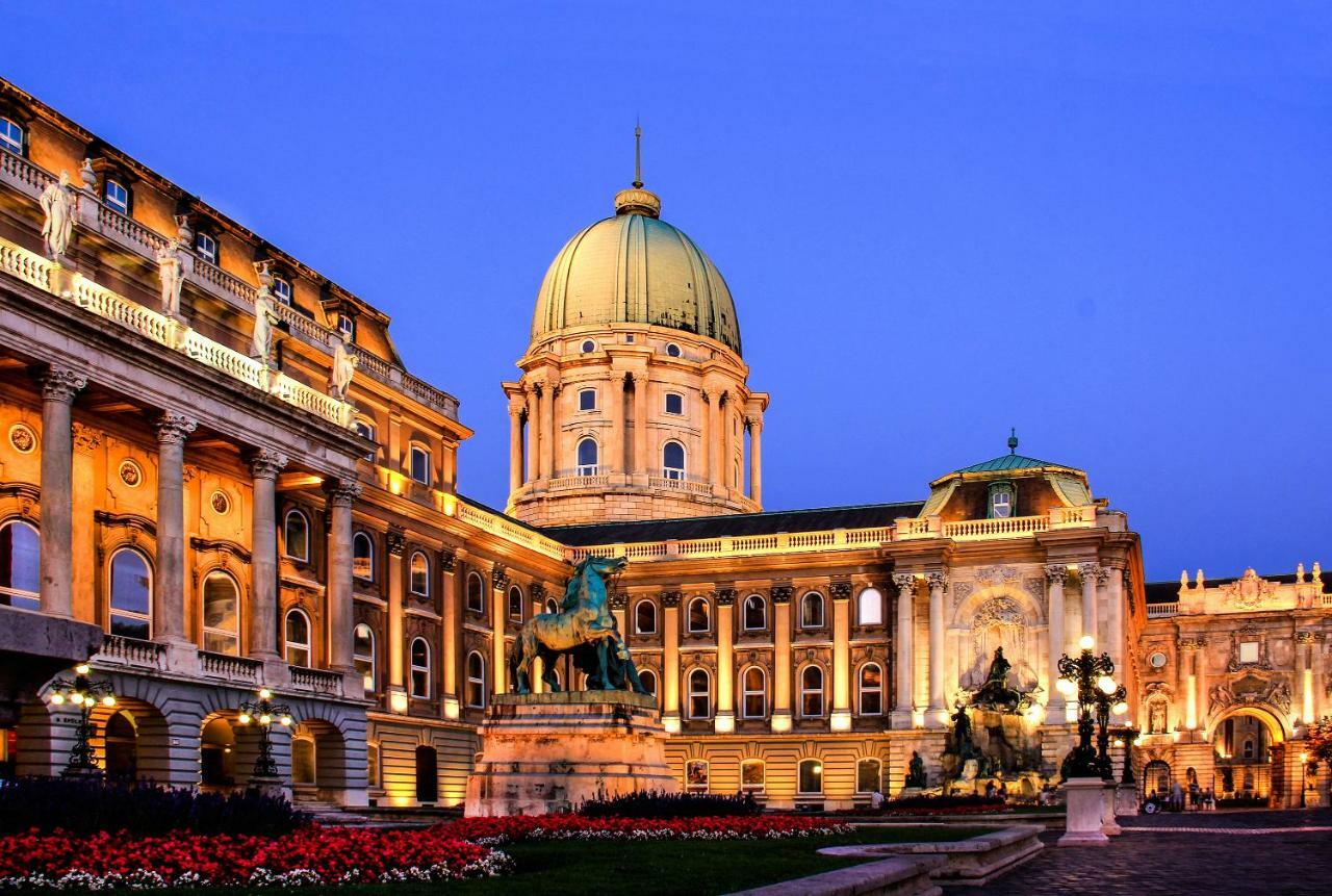 Chain Bridge Apartment Budapest Exterior foto