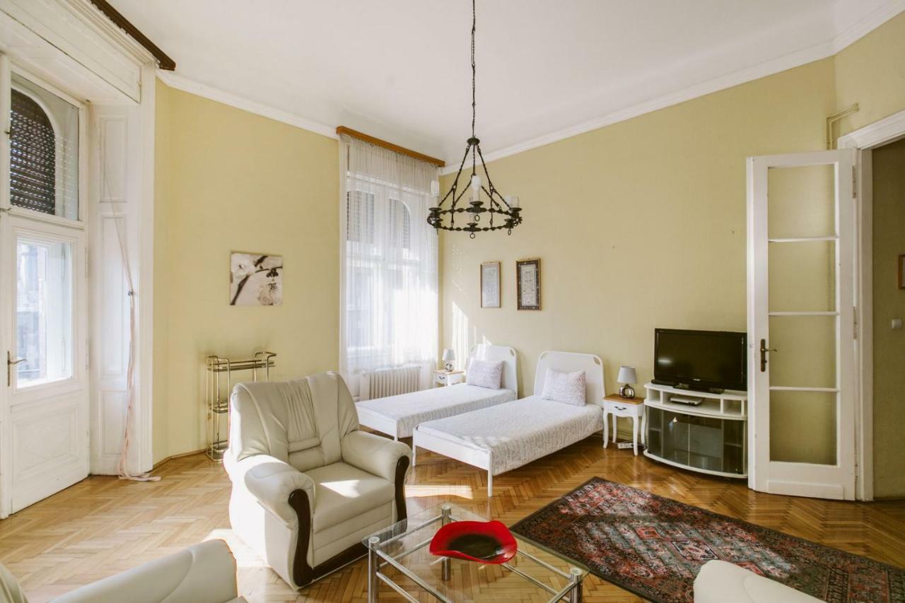 Chain Bridge Apartment Budapest Exterior foto