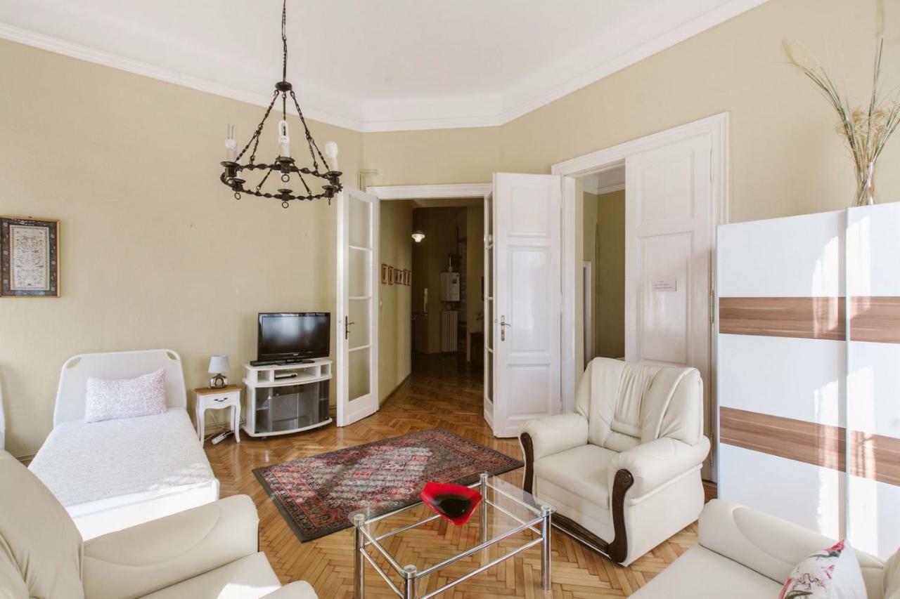 Chain Bridge Apartment Budapest Exterior foto