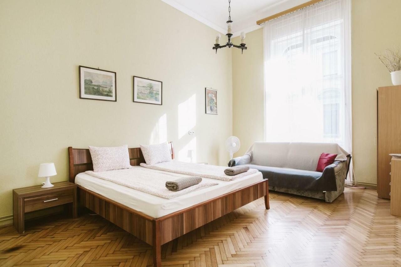 Chain Bridge Apartment Budapest Exterior foto